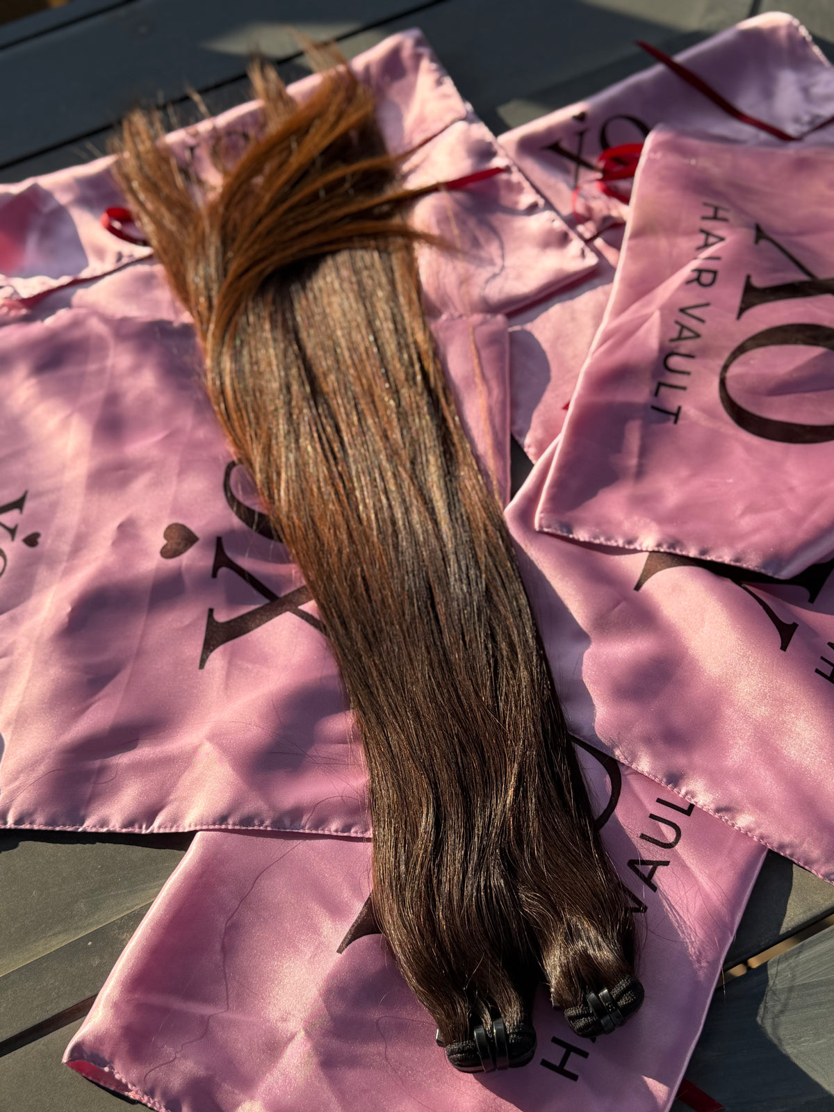 1B/30 Ombré Bone Straight Bundle