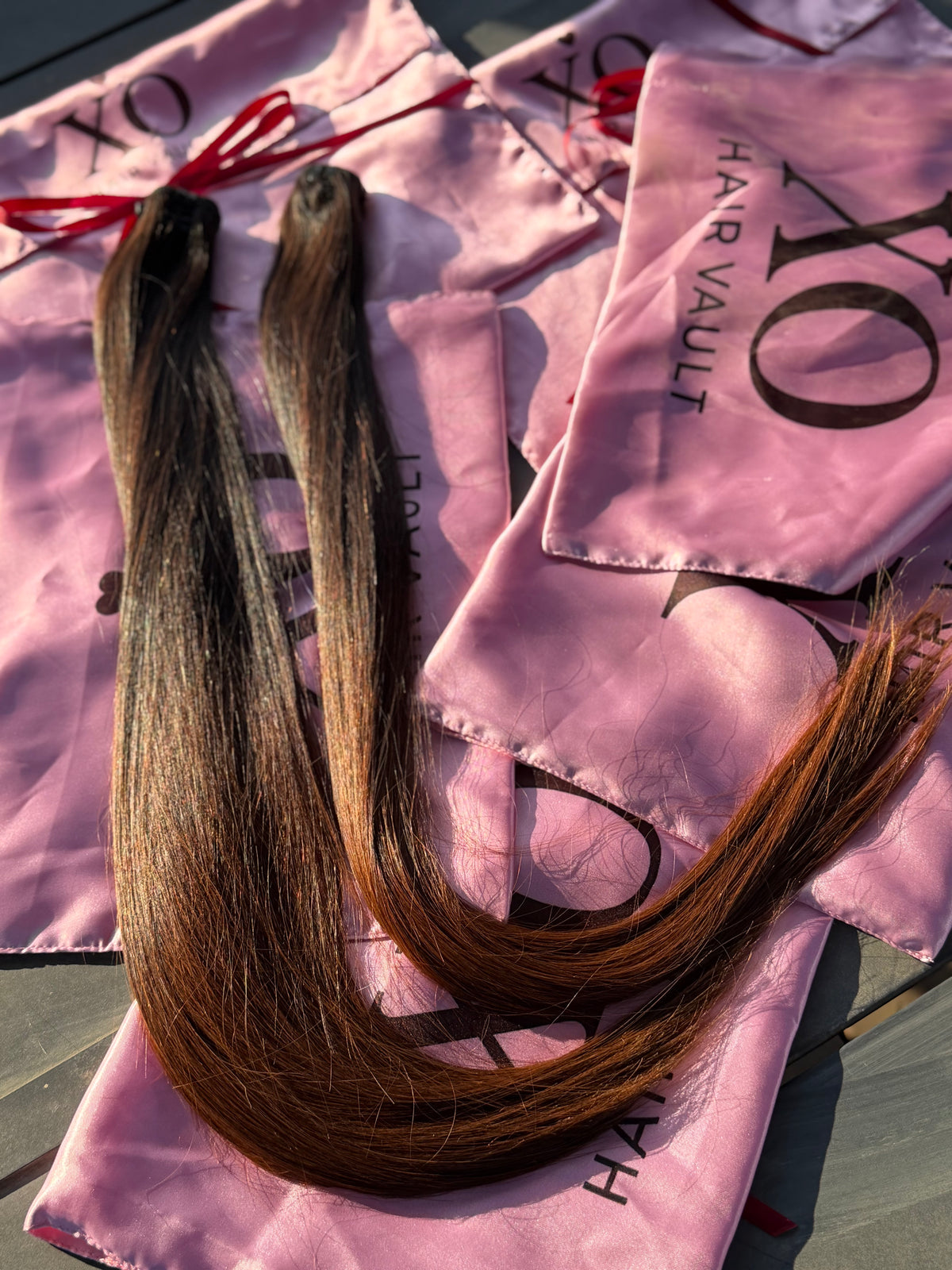 1B/30 Ombré Bone Straight Bundle